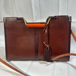 Old Trend Camden Convertible Medium Tote In Brown 100% Cowhide Leather MSRP $218